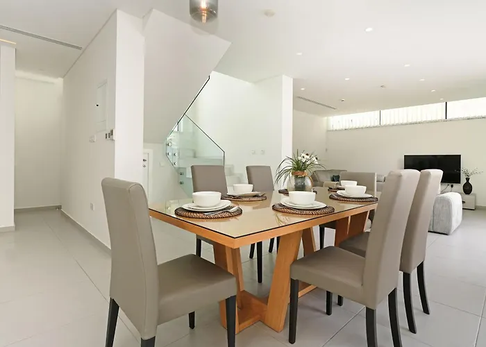 Sunrise Glory - 150m From Trinity Protaras