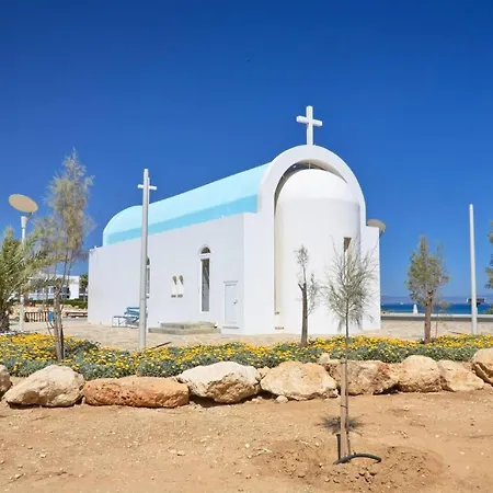 Sunrise Glory - 150m From Trinity Protaras