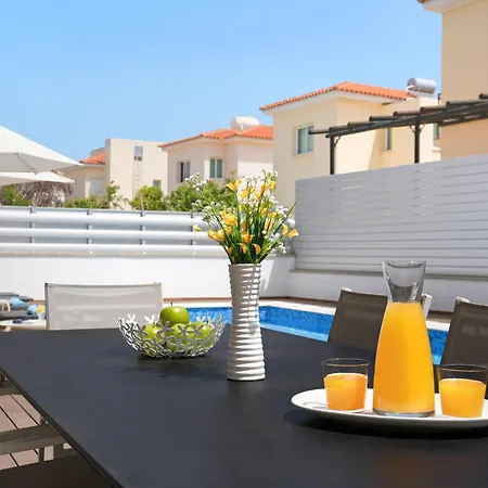 Villa Sunrise Glory - 150m From Trinity