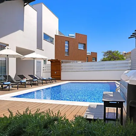 Sunrise Glory - 150m From Trinity فيلة بروتاراس