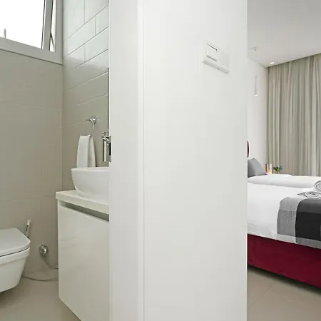 Sunrise Glory - 150m From Trinity بروتاراس