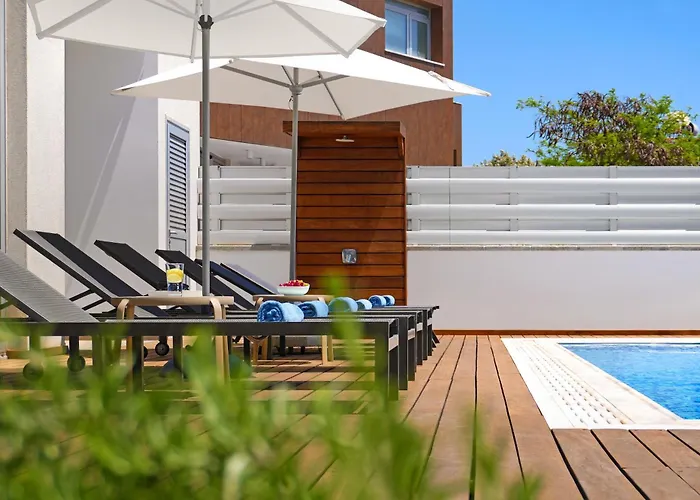 Sunrise Glory - 150m From Trinity *